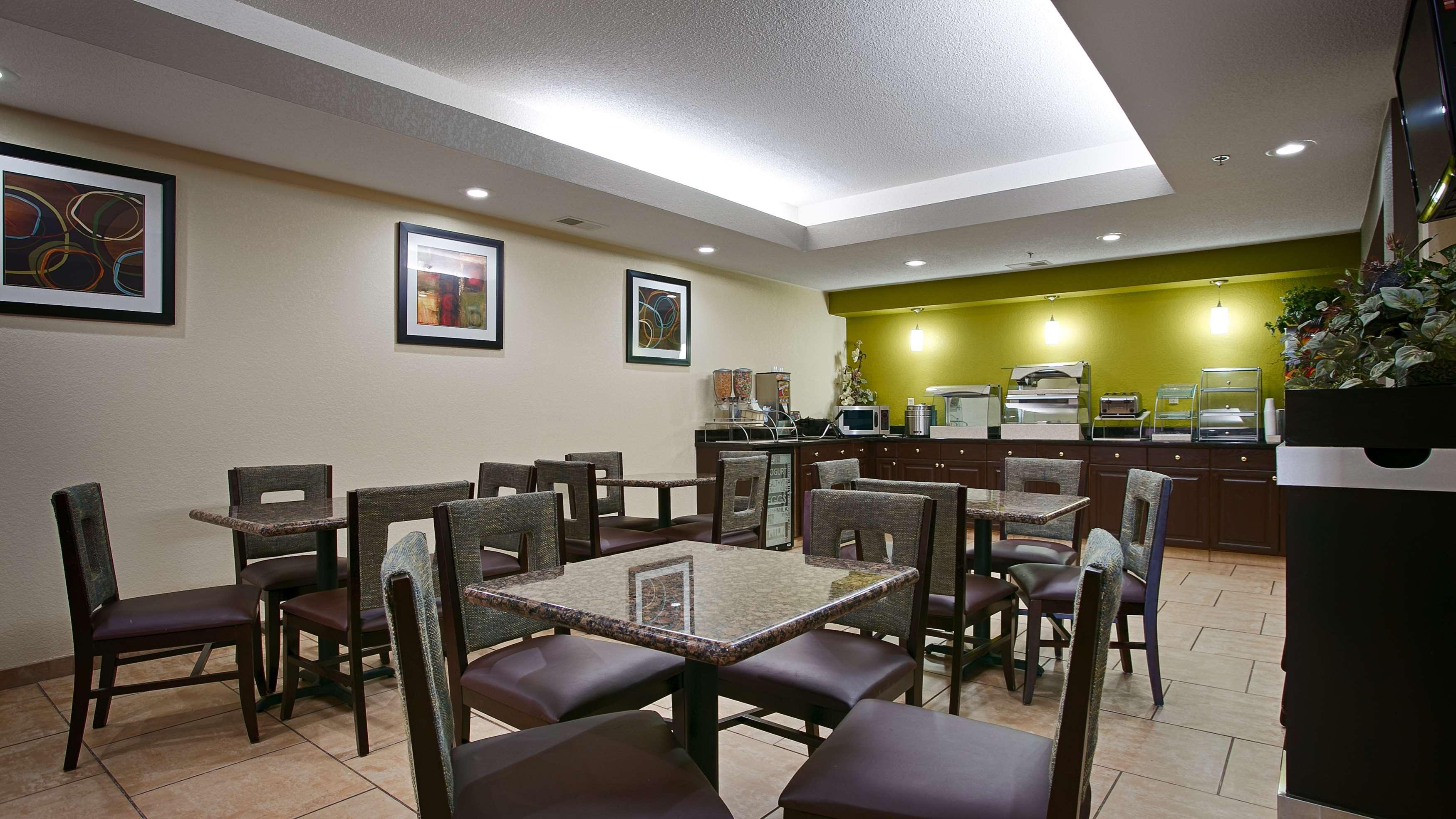 Best Western Lake Cumberland Inn Monticello Buitenkant foto