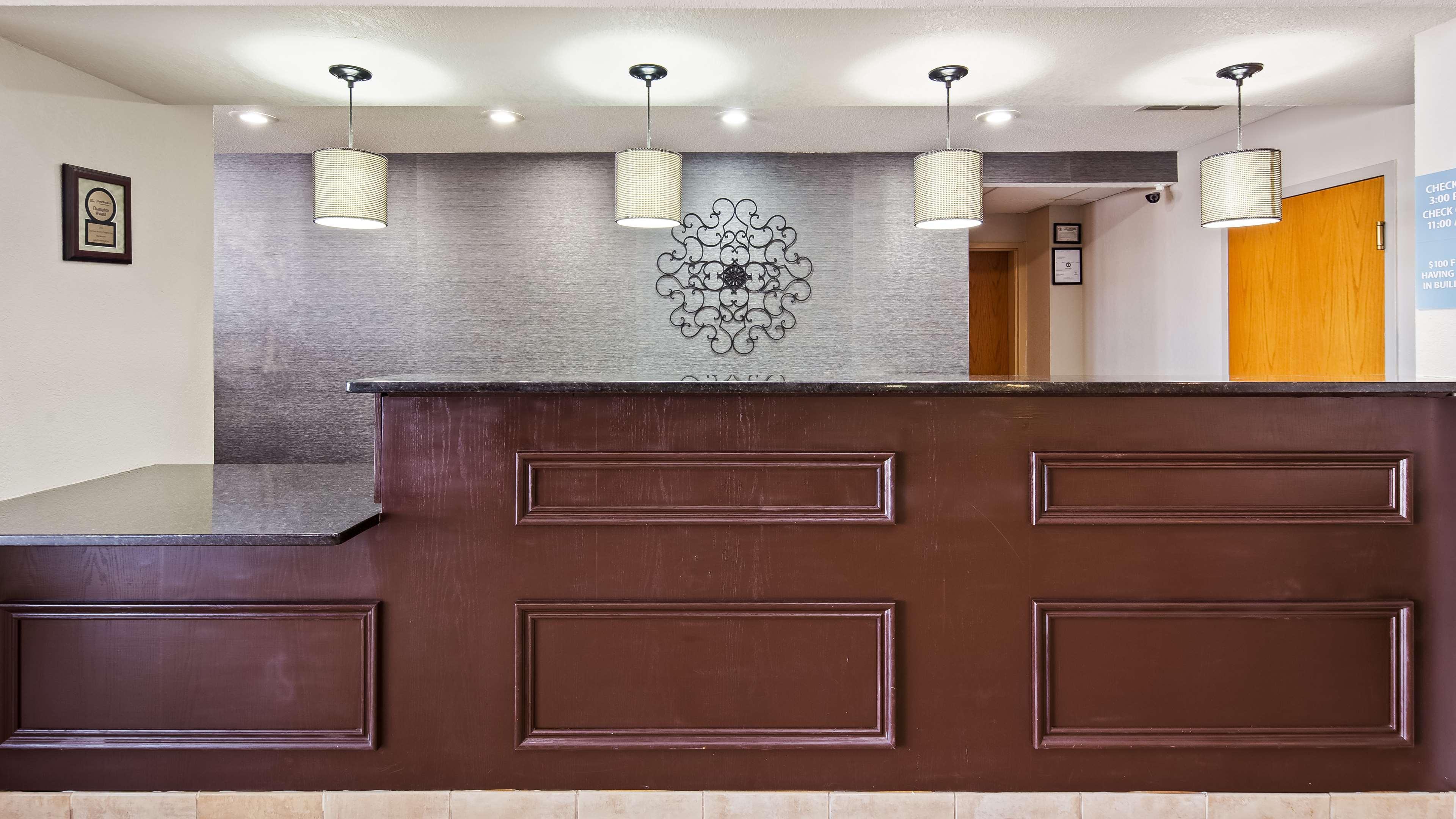 Best Western Lake Cumberland Inn Monticello Buitenkant foto